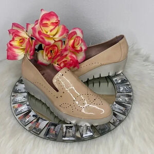 Wondersfly Nude Patent Leather Loafers 40